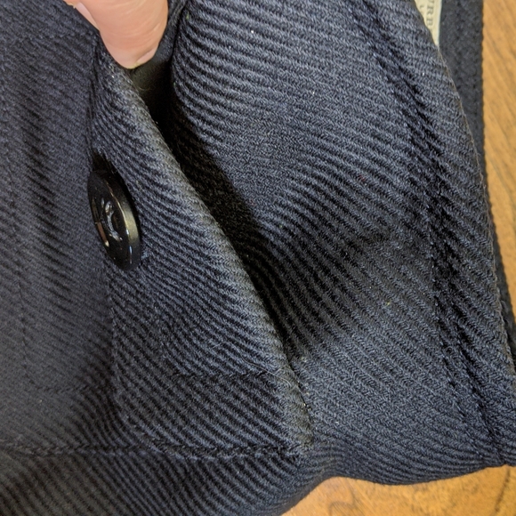 BURBERRY London Short Skirt Textured Big P… - Picture 5 of 8